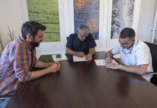O Concello de San Sadurniño apoia o fútbol de base comarcal cunha achega de 6.000 euros